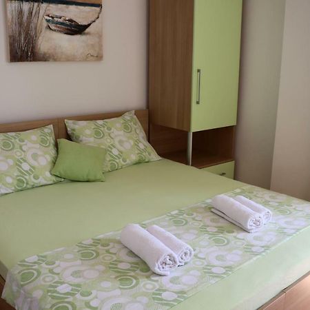 Apartment Mlacic Хвар Экстерьер фото